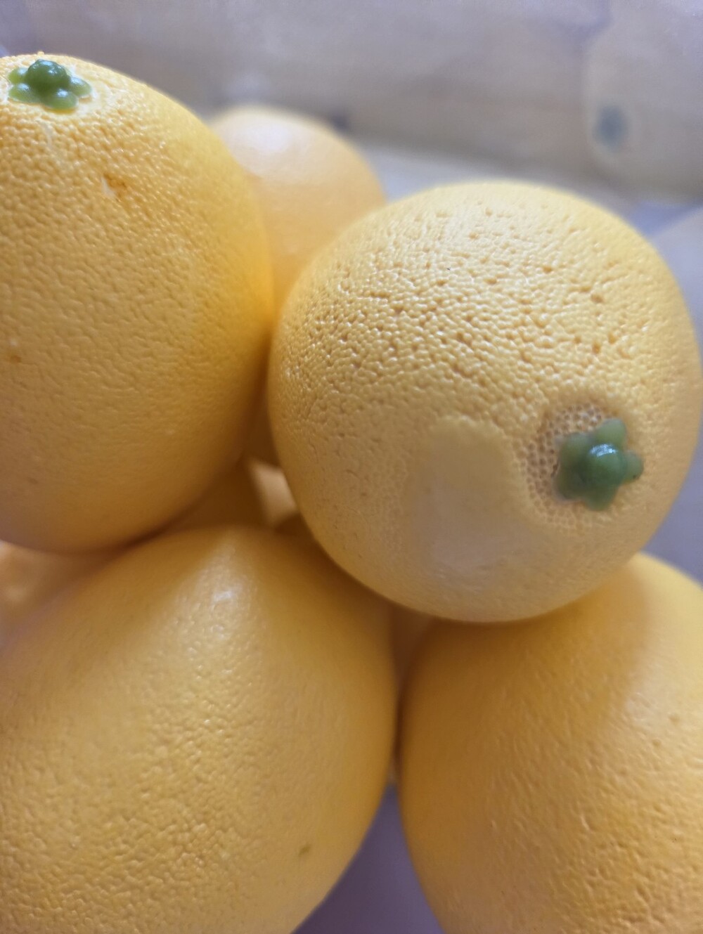 Yellow Fruit Bowl Filler – Decorative Lemon Set - Picture 2 of 3